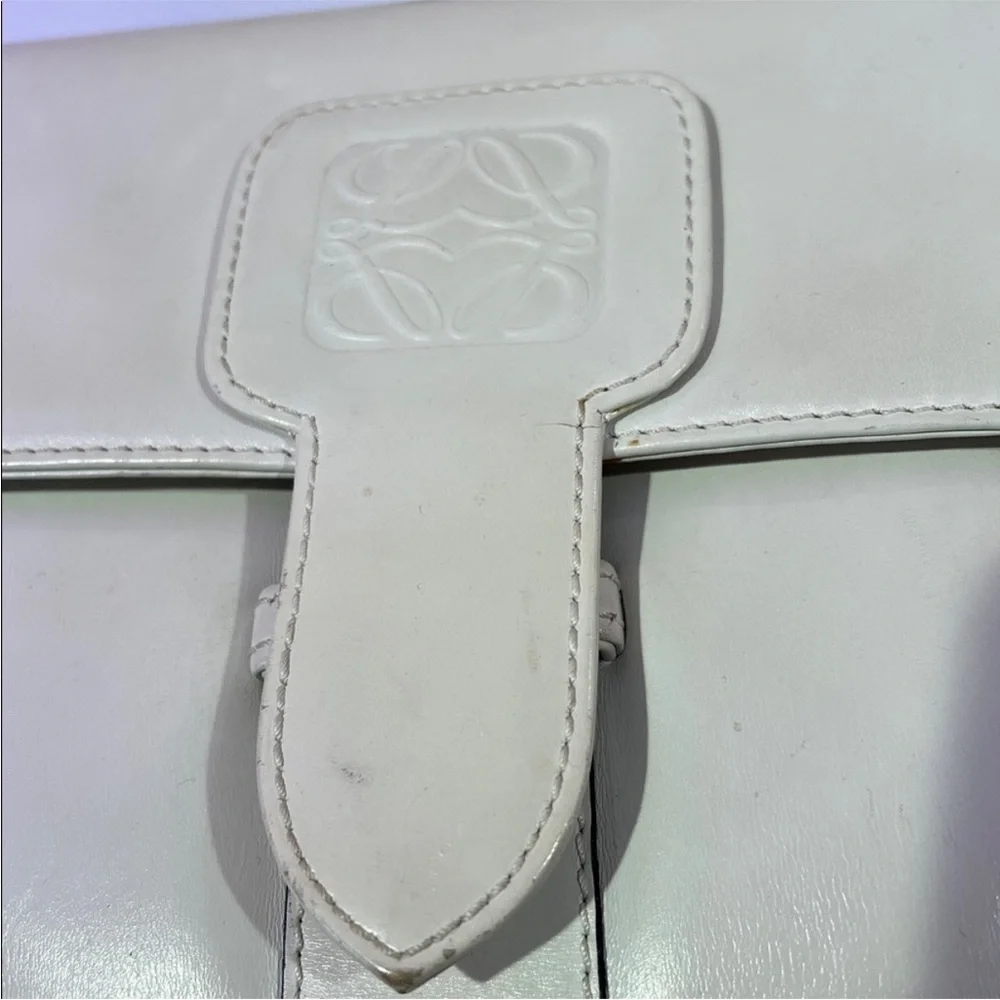 Loewe Vintage Anagram Embossed Logo Leather Shoulder Bag